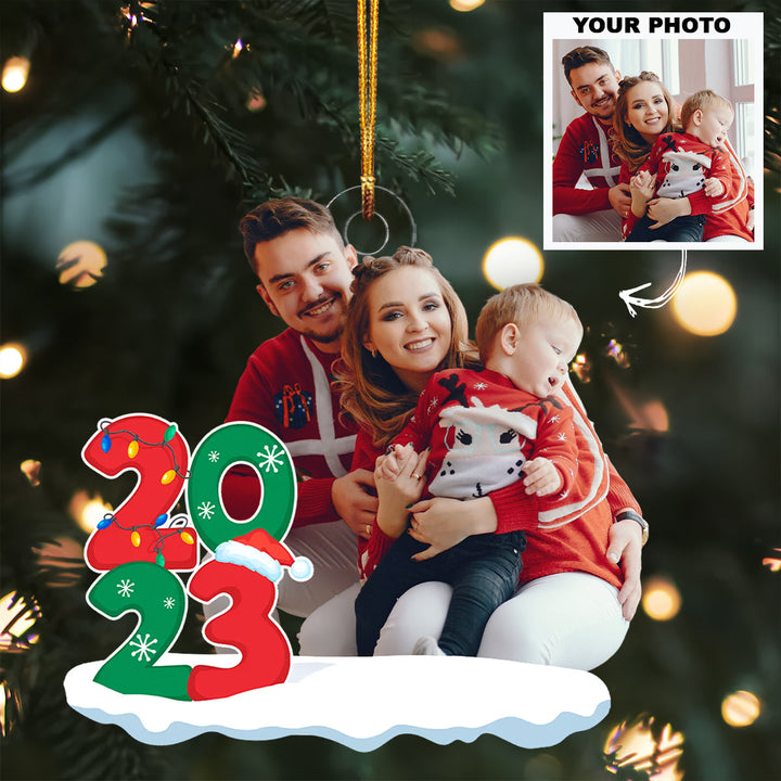 Christmas Family 2023 - Personalized Photo Mica Ornament - Christmas Gift For Family Members, Couple UPL0PD021