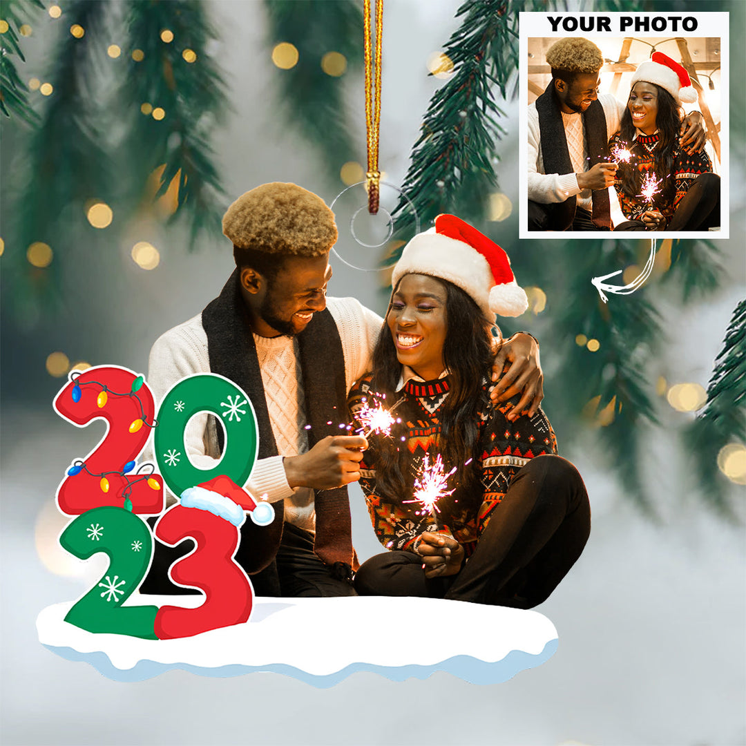 Christmas Family 2023 - Personalized Photo Mica Ornament - Christmas Gift For Family Members, Couple UPL0PD021