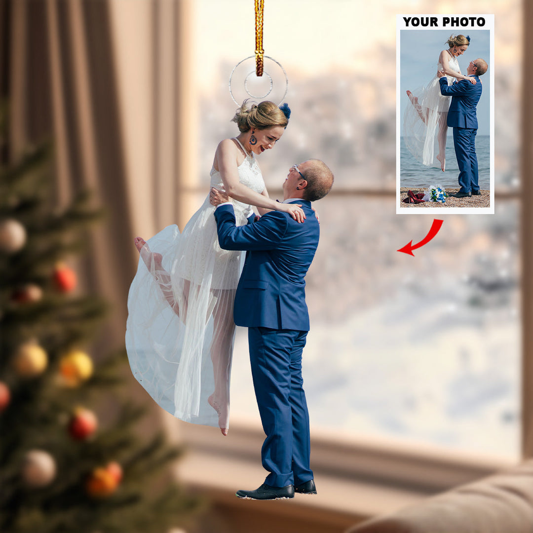 Happy Couple Moment - Personalized Photo Mica Ornament - Christmas Gift For Couple, Wedding Couple, Newlywed, Wife, Husband