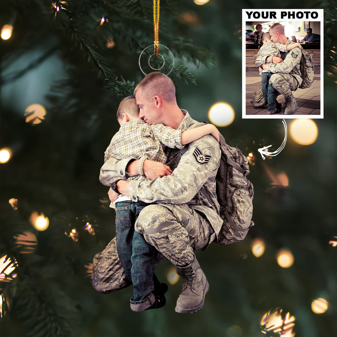 Homecoming Hug - Personalized Photo Mica Ornament - Christmas Gift For Family Members, Army Veterans And Service Members