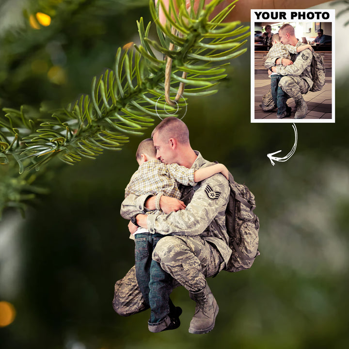 Homecoming Hug - Personalized Photo Mica Ornament - Christmas Gift For Family Members, Army Veterans And Service Members