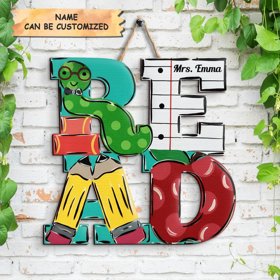 Personalized Door Sign - Gift For Teacher - Love Reading