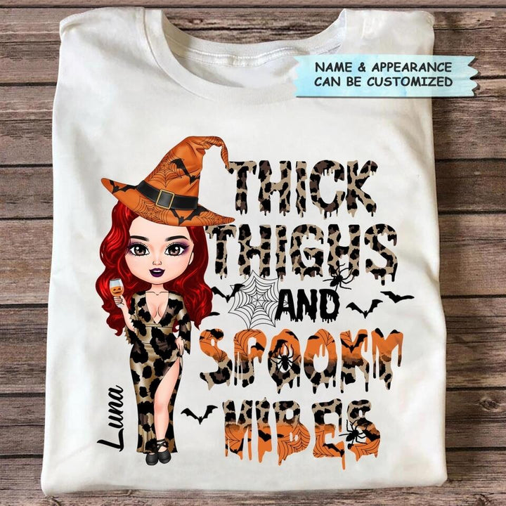 Personalized T-shirt - Gift For Halloween - Thick Thighs And Spooky Vibes