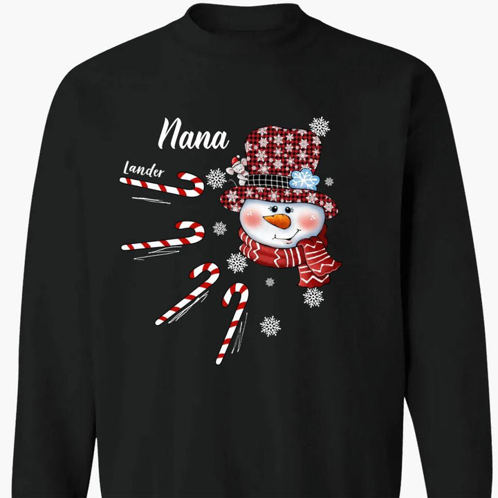 Personalized T-shirt - Gift For Grandma - Grandma's Sweethearts