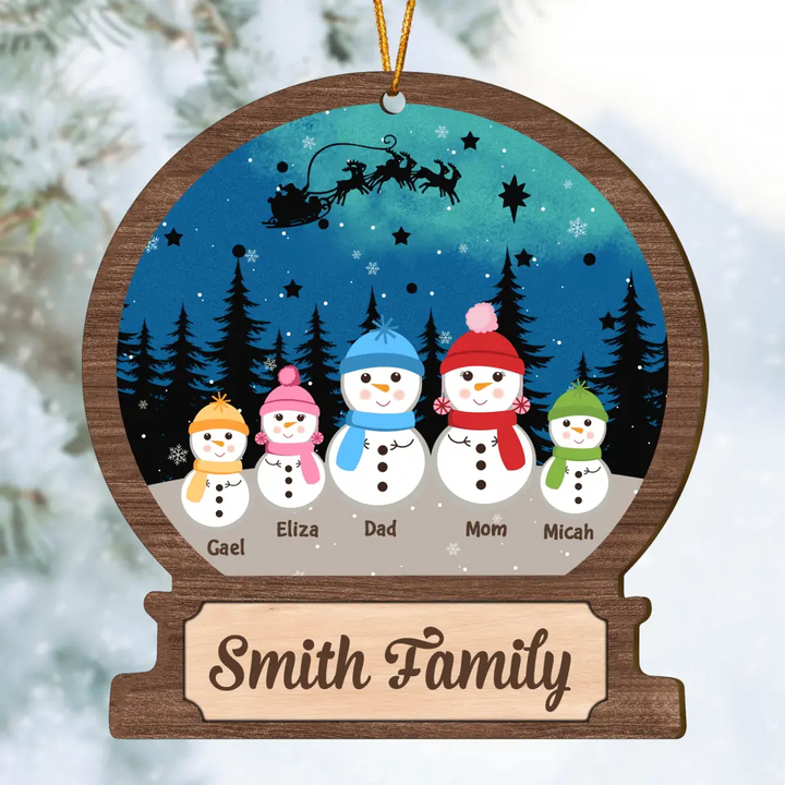 Personalized Wood Ornament - Gift For Family Member - Snow Man Family