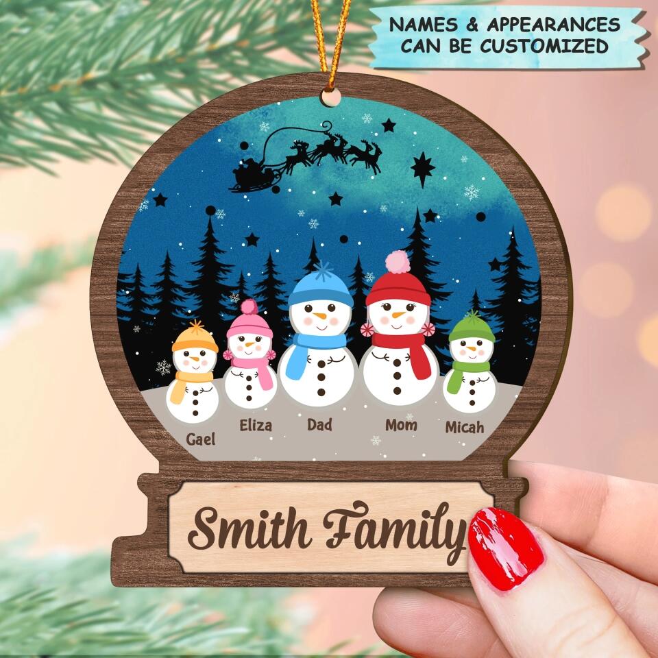 Personalized Wood Ornament - Gift For Family Member - Snow Man Family