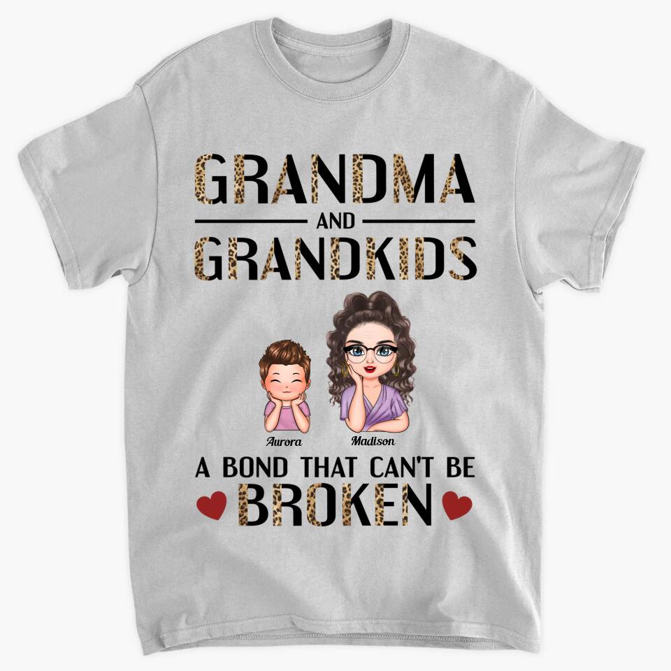 Personalized T-shirt - Gift For Grandma - Grandma & Grandkids A Bond That Can't Be Broken ARND037