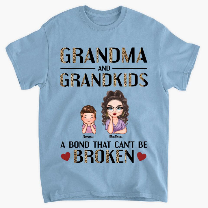 Personalized T-shirt - Gift For Grandma - Grandma & Grandkids A Bond That Can't Be Broken ARND037