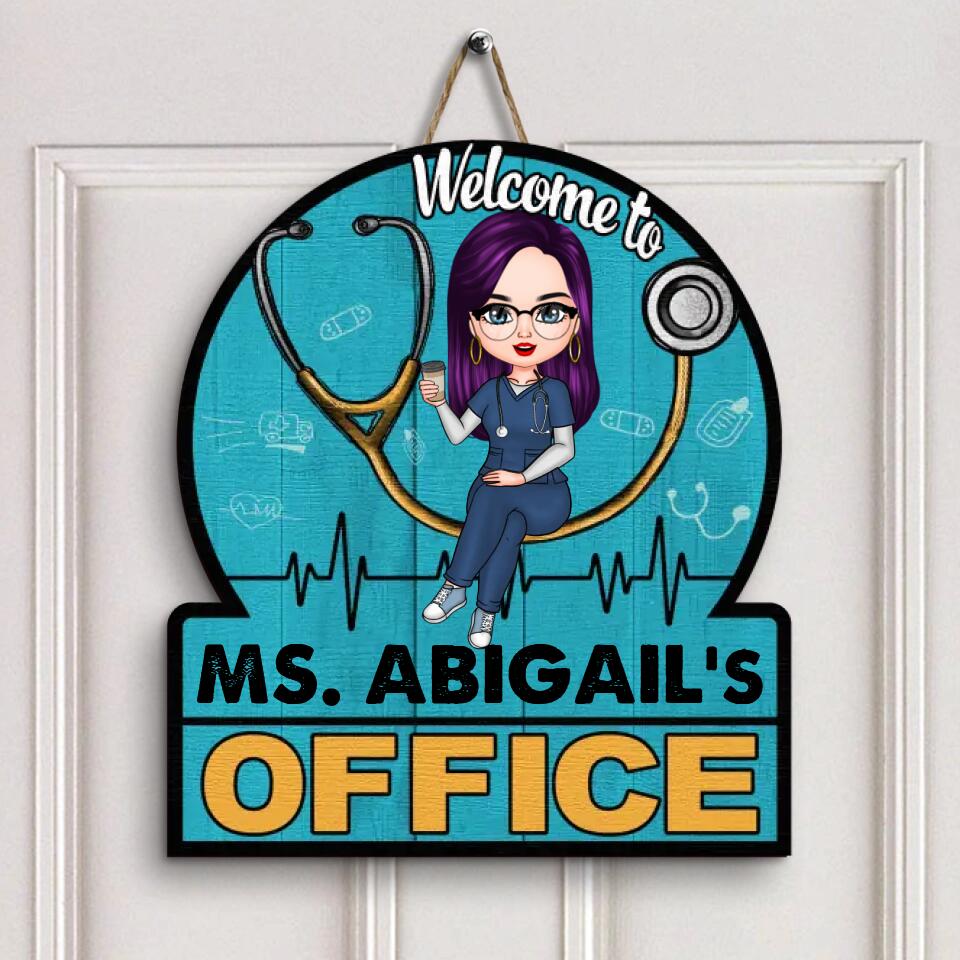 Personalized Door Sign - Gift For Nurse - Love My Job ARND005