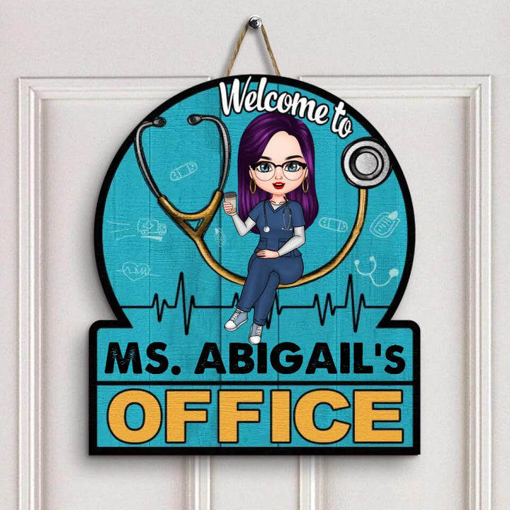 Personalized Door Sign - Gift For Nurse - Love My Job ARND005