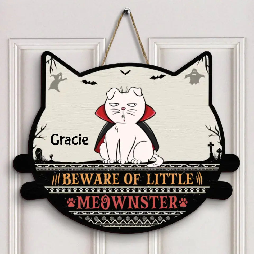 Personalized Custom Door Sign - Halloween Gift For Cat Lover, Cat Mom, Cat Dad, Cat Parents - Beware Of Little Meownsters