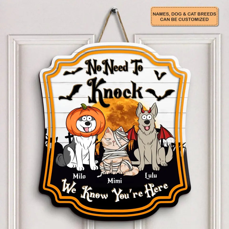 Keep The Door Closed Don't Let The Dog Out - Personalized Custom Door Sign - Halloween Gift For Pet Mom, Pet Dad, Pet Lover, Pet Owner