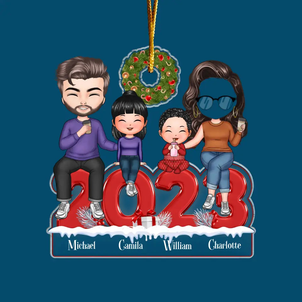 Christmas Family - Personalized Custom Mica Ornament -Christmas Gift For Dad, Mom, Family Members CLA0AD010