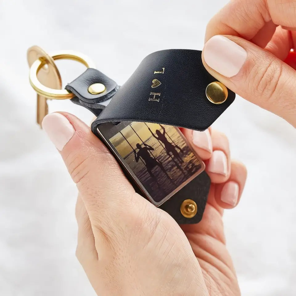 Custom Your Leather Case - Personalized Leather Keychain - Gift For Family Members, Mom, Dad ACGLT001