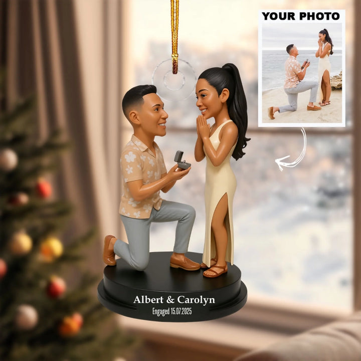 MOCKUP 2_2909_MicaOrnament_EngageCouple03_ARND147_ADSG055