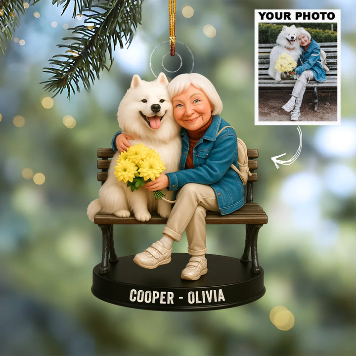 Dog Mom’s Hug - Personalized Photo Ornament - Christmas Gift For Dog Lover, Dog Mom, Dog Dad, Pet Lover AGP0HT015