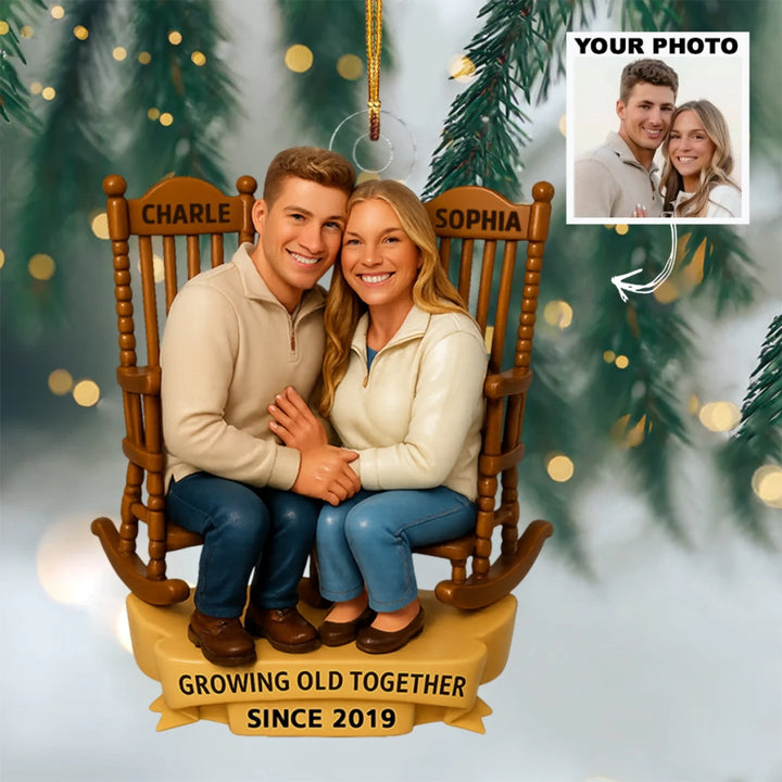 0710_Photo-Ornament_Couple_Growing-Old-Together_ARND036_1_1