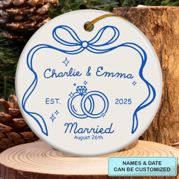 2810_Ceramic-Ornament_Couple5_ARND145_ADSG122_Mockup_1