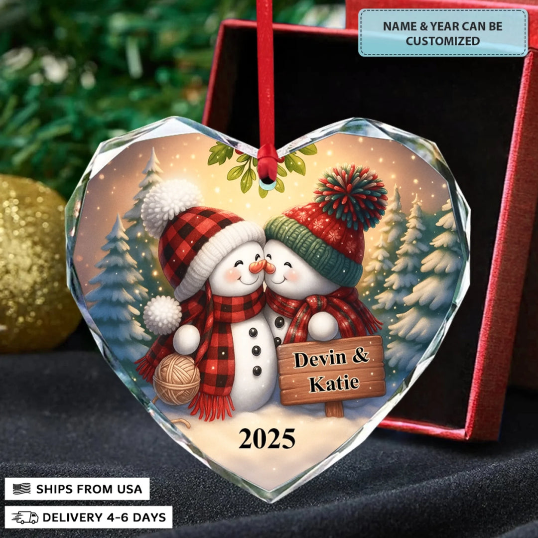 0711_Heart-Glass-Ornament_Couple2_ARND145_ADSG143_Mockup_Manual4