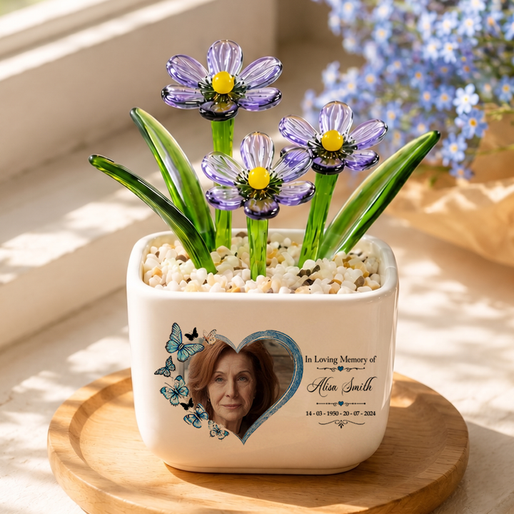 In Loving Memory - Personalized Memorial Flower Pot - Gift for Family Members