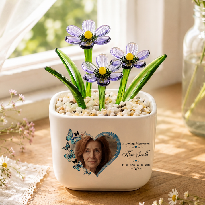 In Loving Memory - Personalized Memorial Flower Pot - Gift for Family Members