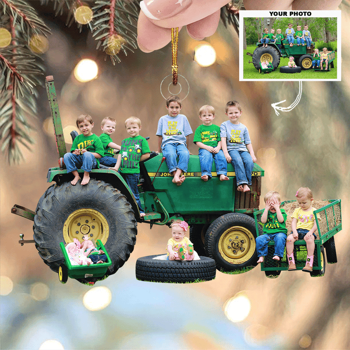 Evergreen Smiles - Personalized Photo Mica Ornament - Christmas Gift For Family Members