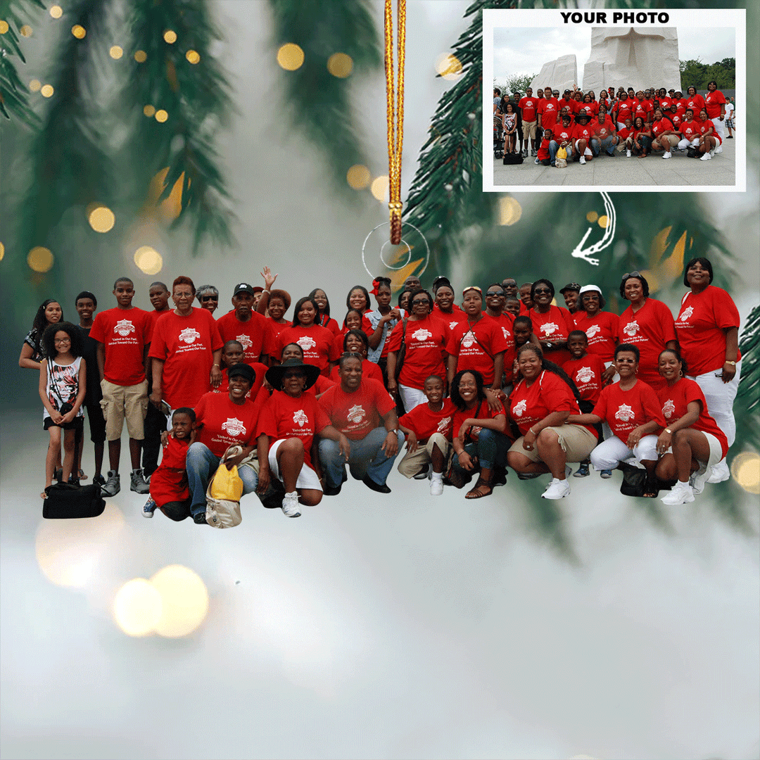 Moments To Cherish - Personalized Photo Mica Ornament - Christmas Gift For Family, Family Members