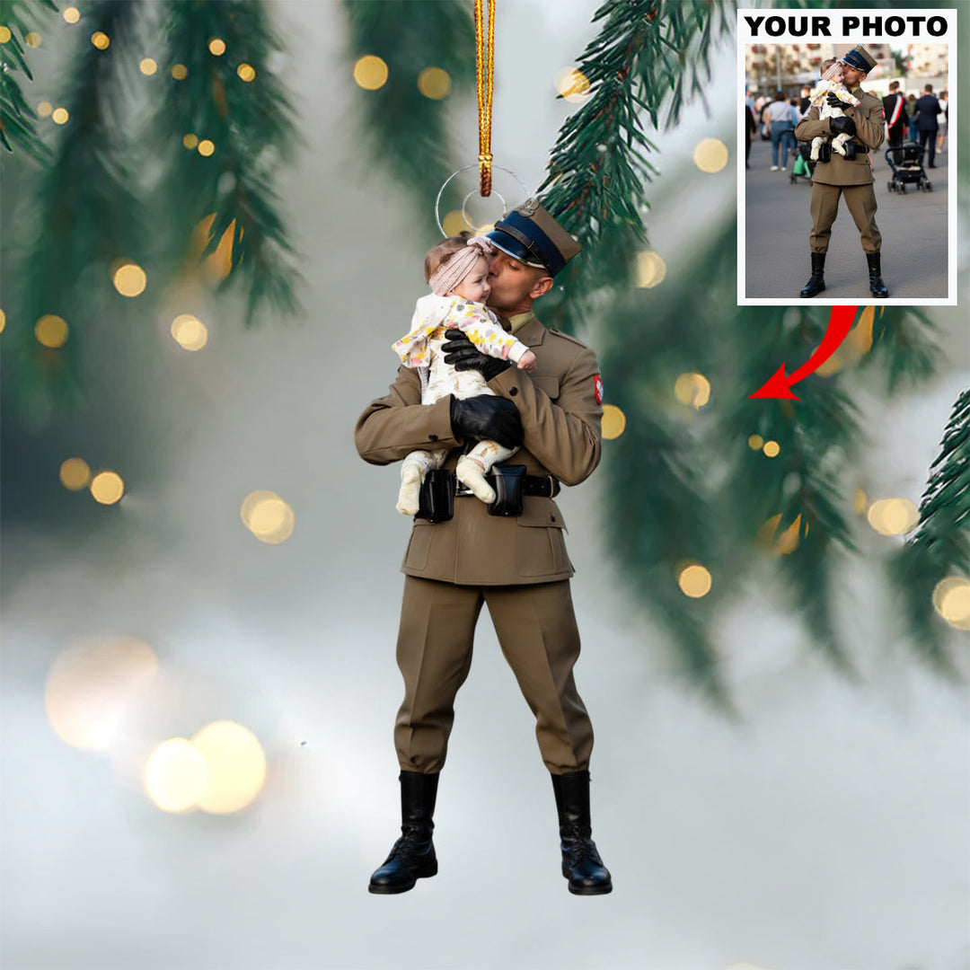 Daddy Homecoming Kiss - Personalized Photo Mica Ornament - Christmas Gift For Family Members, Army Veterans And Service Members