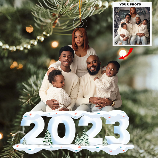 Customized Photo Ornament 2023 Family Snow - Personalized Photo Mica Ornament - Christmas Gift For Family Members, Mom, Dad UPL0HD018